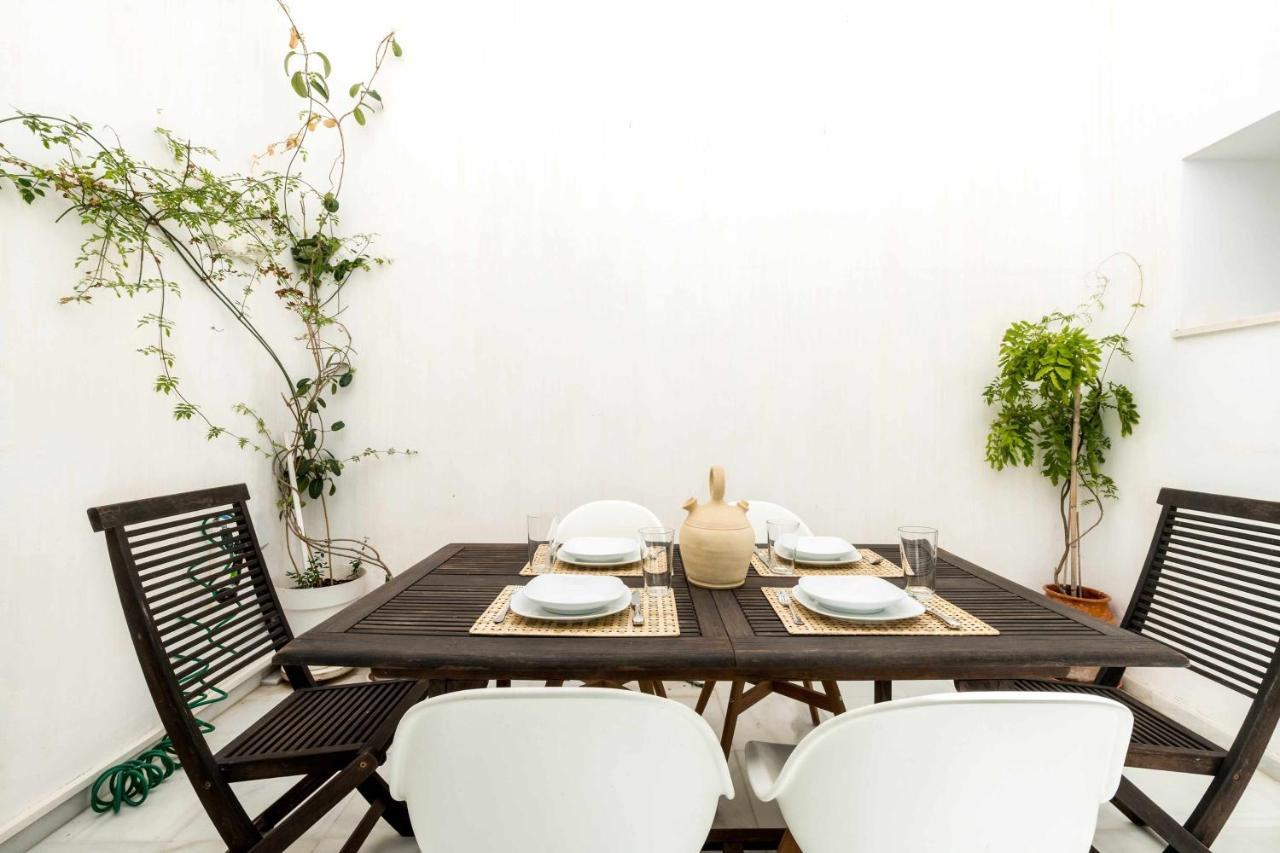 El Erizo Apartamentos Tarifa Luaran gambar