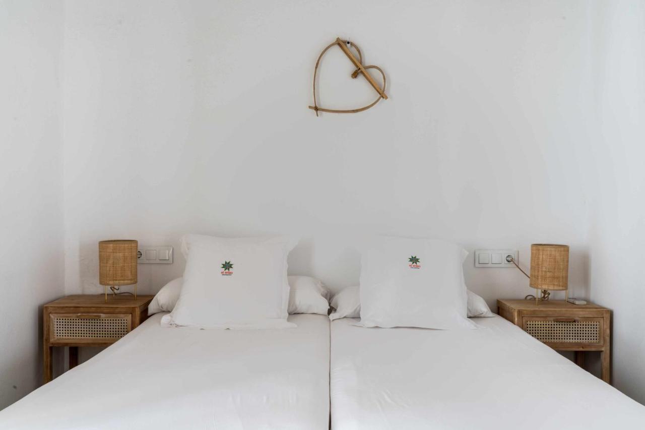 El Erizo Apartamentos Tarifa Luaran gambar